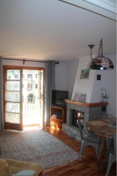 Apartmán Check-In Casas Luana Benasque Exteriér fotografie